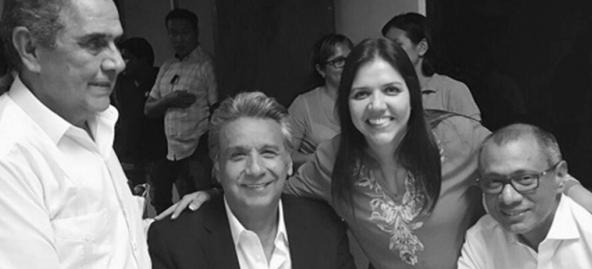 El patriarca de la familia Vicuña con el presidente Moreno, los dos ex vicepresidentes