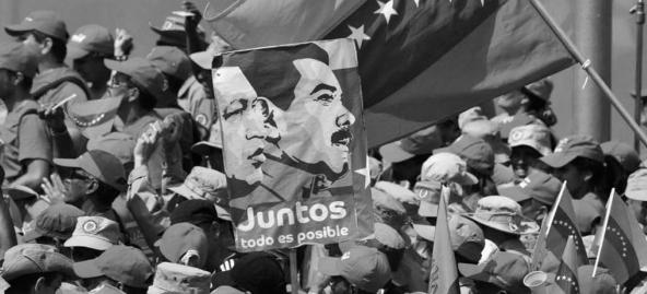 No hay mucho más remedio que estar en alguna de las dos partes en conflicto, lo demás, es un deseo bien intencionado, lo que no quiere decir que haya que ser necesariamente partícipe del gobierno actual, de su gestión, pero sí entender lo que está en juego