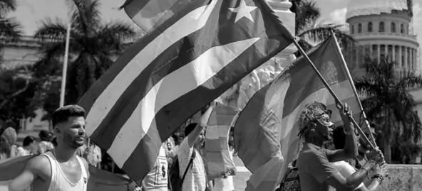 CUBA SOCIALISTA Y COMUNISTA 