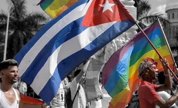CUBA SOCIALISTA Y COMUNISTA 